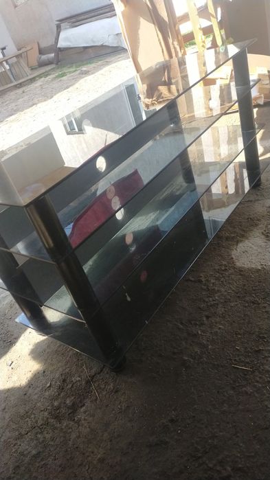 Стеклянный тумбочка