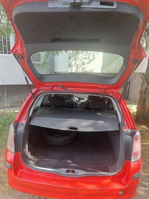 Opel astra 1.6 цяла или на части