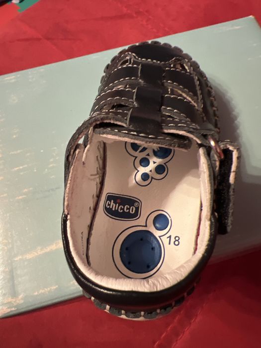 Chicco- Нови бебешки обувки -18 номер