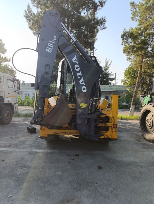 Volvo bl61 plus ekskavator