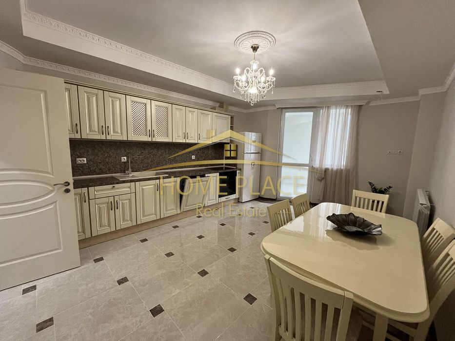 Дава се под наем Многостаен апартамент в Варна, Младост 2 - 300 кв.м за 1734 € - Снимка #1