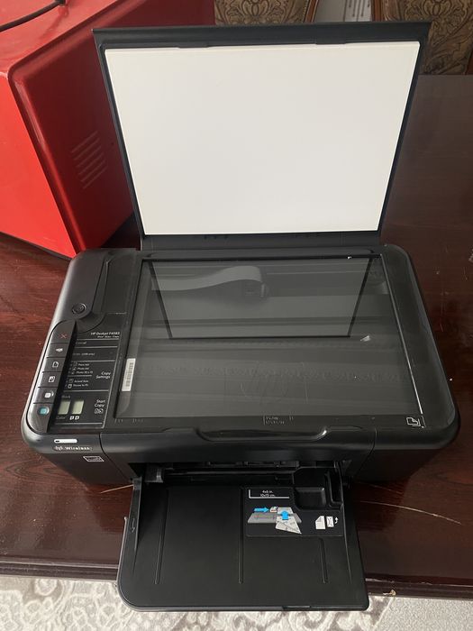 Принтер HP Deskjet F4583