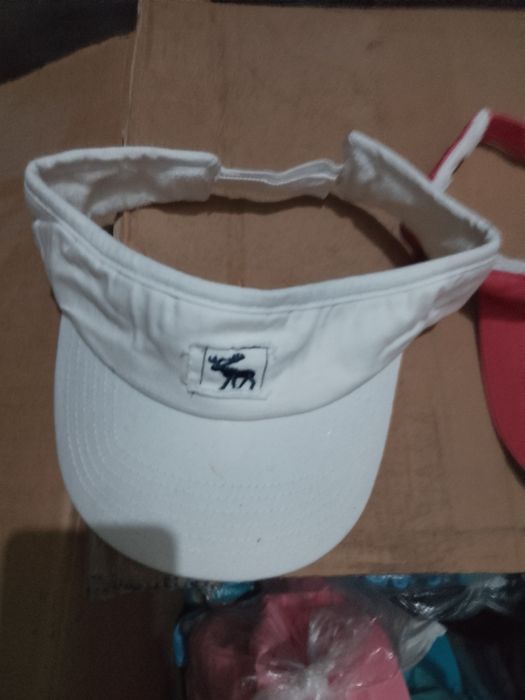 Шапки - няколко вида