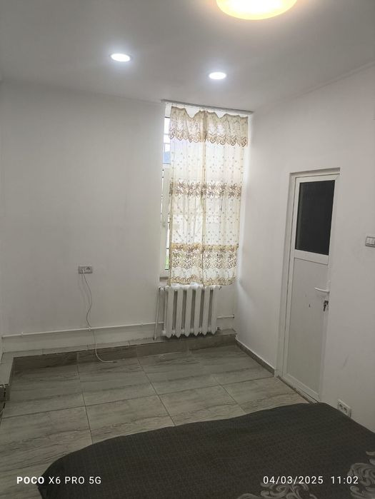 Vand casa cu 3 camere