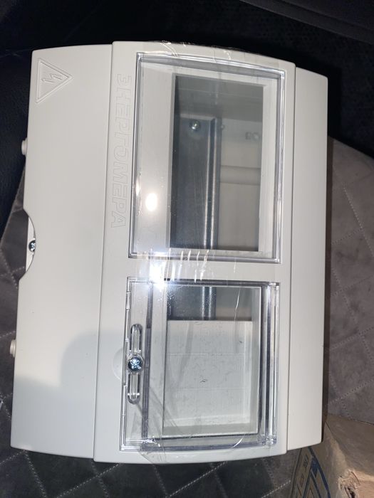 Шкаф пластиаовый под элептросчетчик