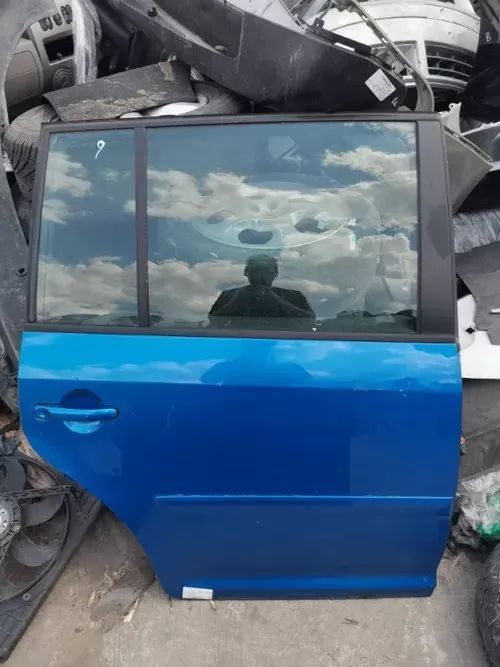 Usa dreapta spate VW TOURAN 2003-->