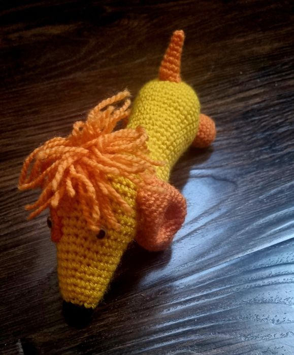 Собачки таксы  вязанные,