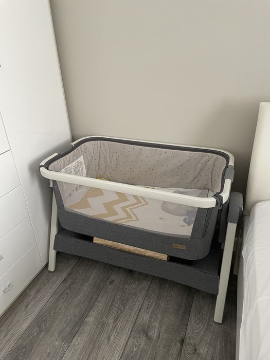 Продам детский пеленальный столик