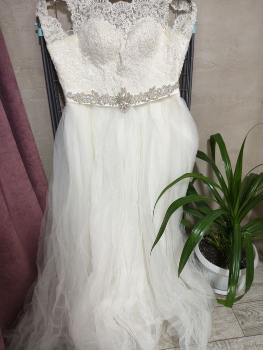 Платье свадебное