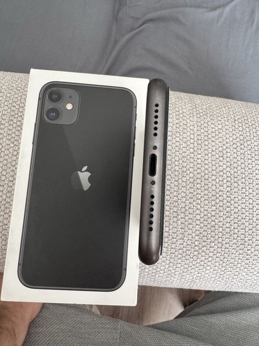 iPhone 11 128 gb акб 73%