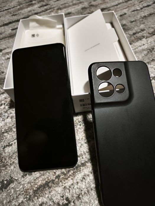Vând telefon Oppo Reno 8 5 g