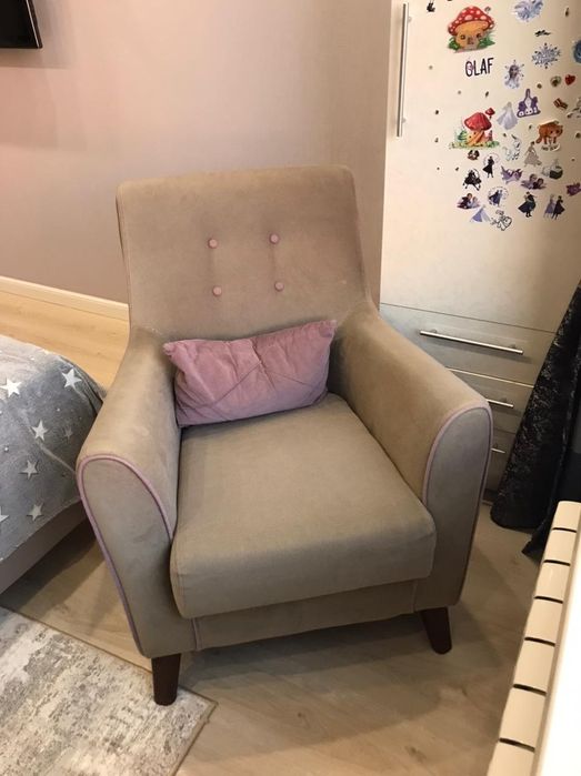 Кресло с подушкой