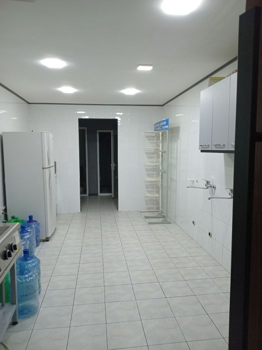 Сдается в аренду помещение 185 кв.м. на гастрономической улице.