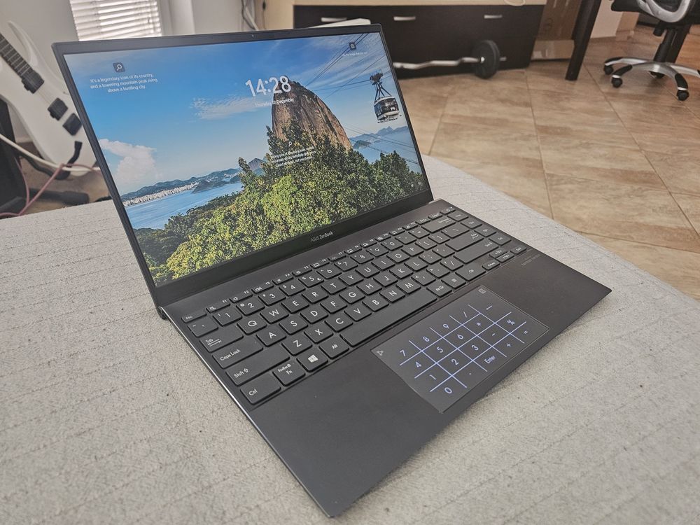 Асус лаптоп Asus Zenbook 14 UM425QA-KI171W гр. София Редута • OLX.bg