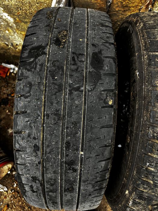 Бусови гуми 4 броя