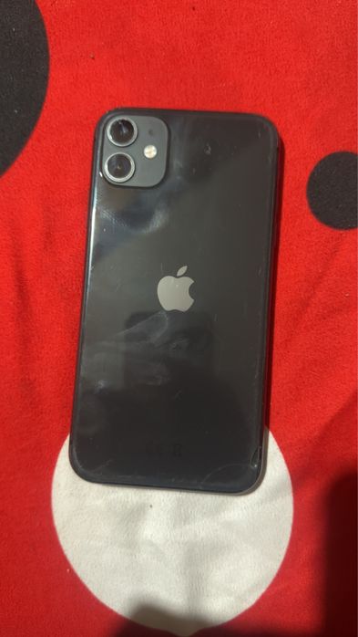 Iphone 11 Vand sau fac schimb