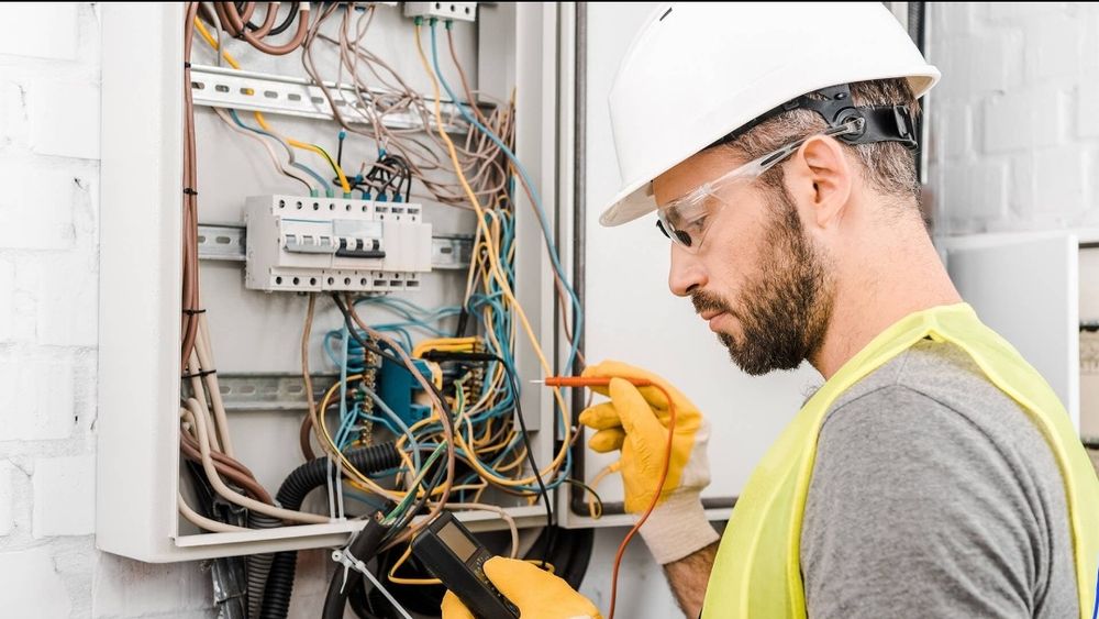 Электрик 24/7 — Срочный выезд!