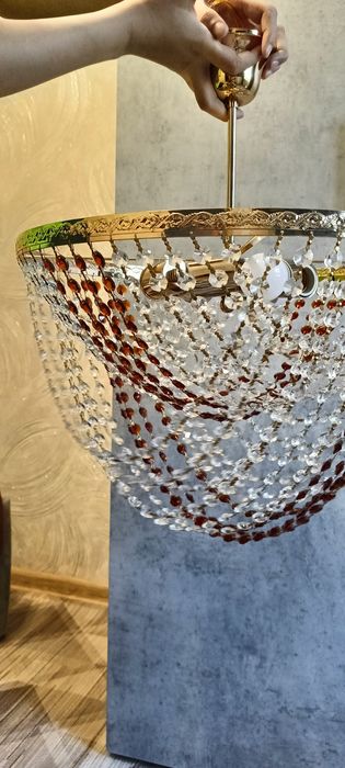 Люстра новая для зала