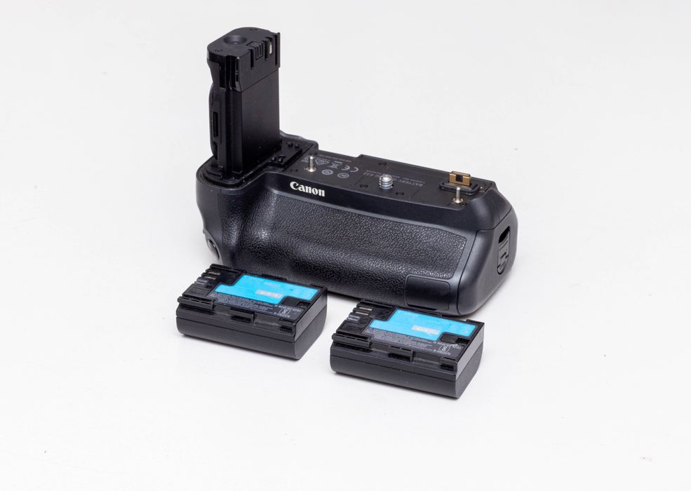 Canon eos rс с батериен грип