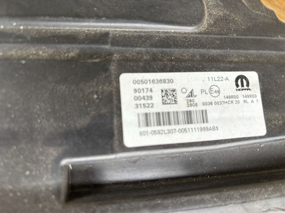 Фар Jeep Compass II