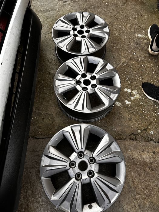 Jantă aliaj r17 suzuki vitara.cod:43210-54p80-0bk.