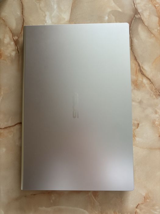 Laptop ASUS X415M, SSD 256GB, perfect pentru școala/birou