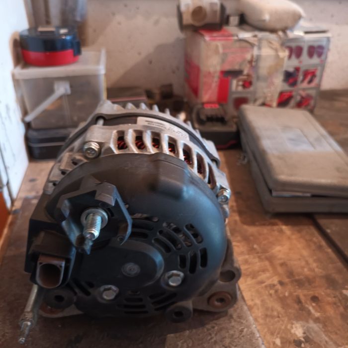 alternator  marca Denso