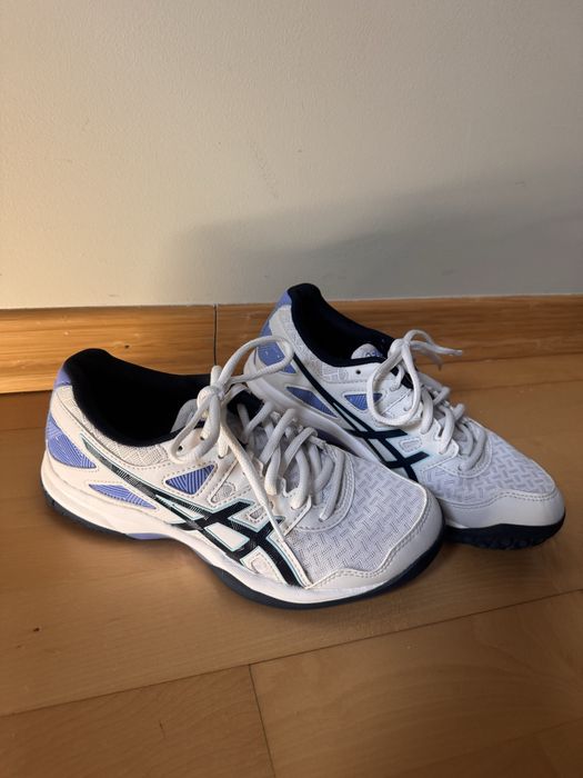 Маратонки asics, номер 36