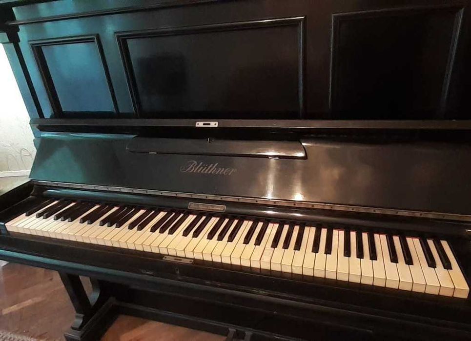 Пиано Blüthner Leipzig – антикварен немски инструмент (около 1888 г.)