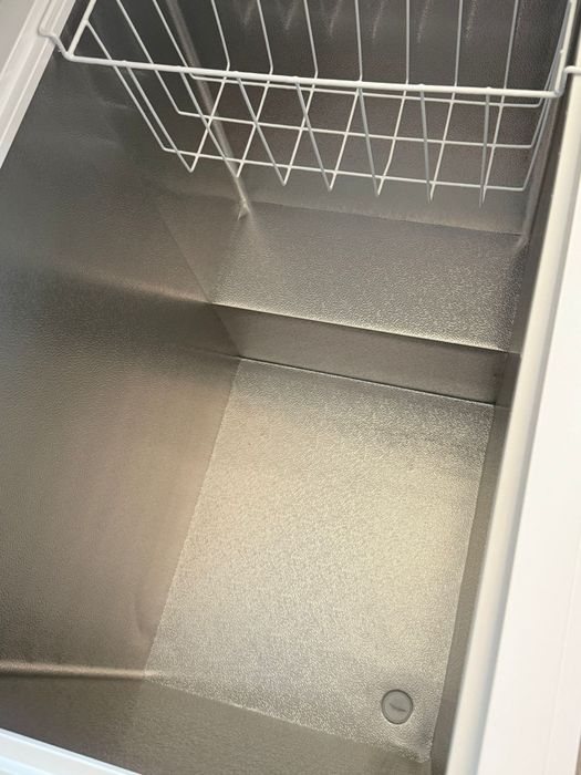 Продам морозильник