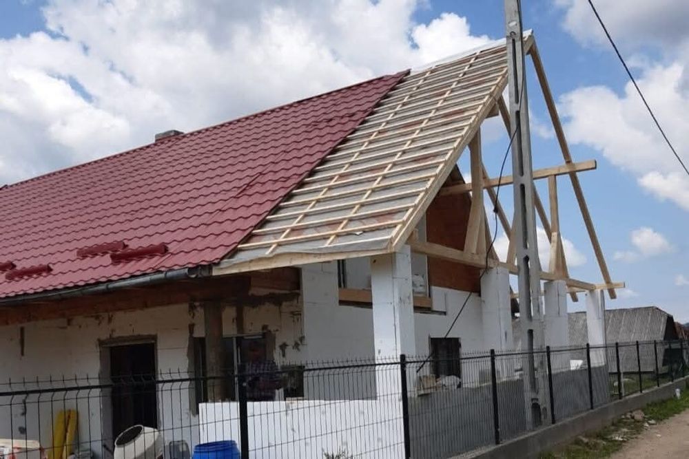 Executăm  Acoperișuri și Mansardari sistem complet terase