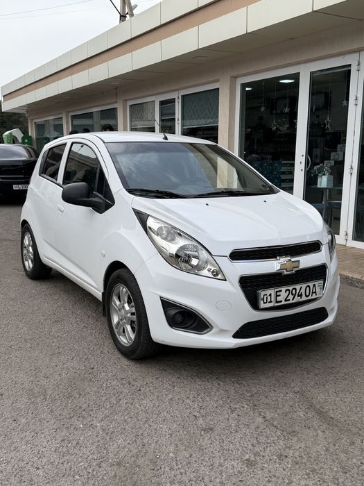 Spark 1.25 sotiladi faqat naqtga