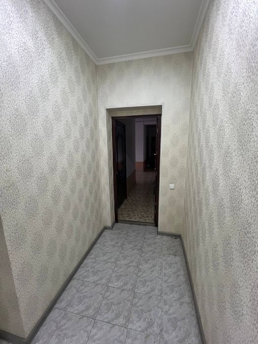 1 xonali uy sotiladi