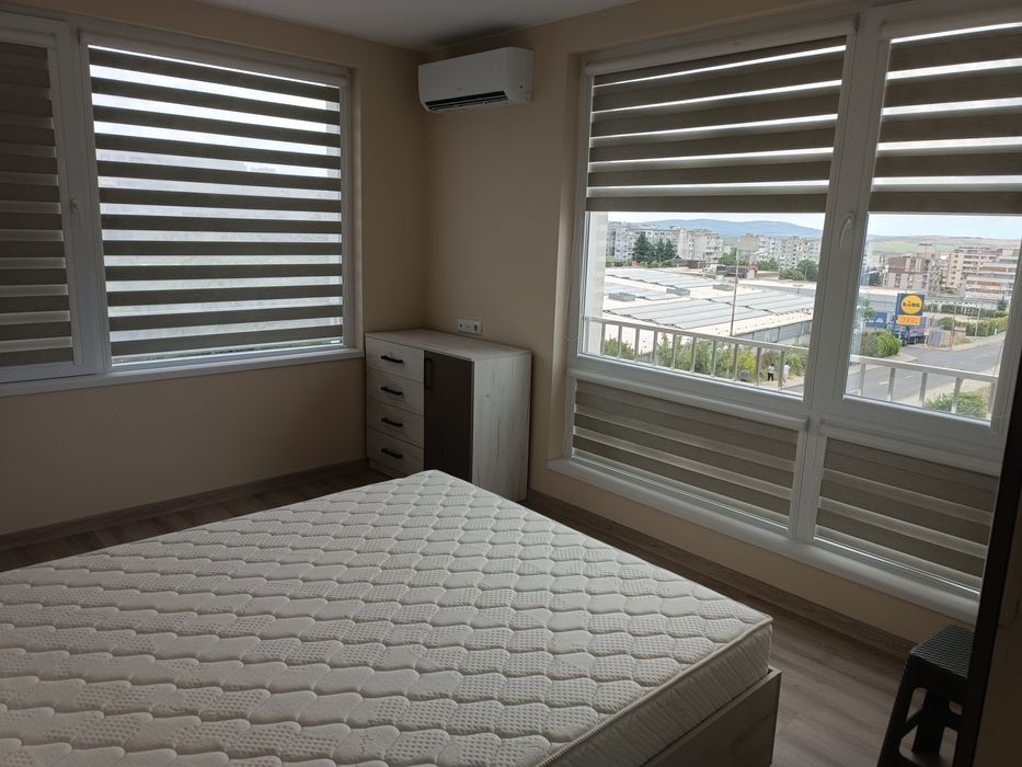 Дава се под наем Тристаен апартамент в Бургас, Меден рудник - зона А - 100 кв.м за 510 € - Снимка #14