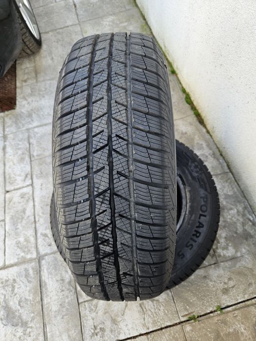 Vand doua anvelope noi 215 70 R16 Barum Polaris 5