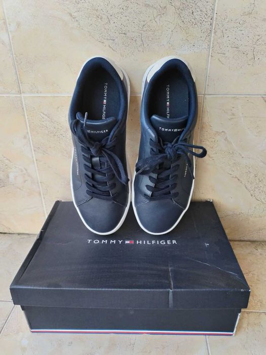 Tommy Hilfiger - страхотни мъжки кецове ЕСТЕСТВЕНА КОЖА 44