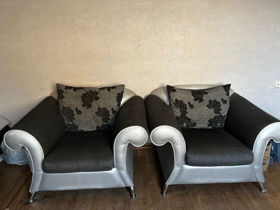 Диван с креслами