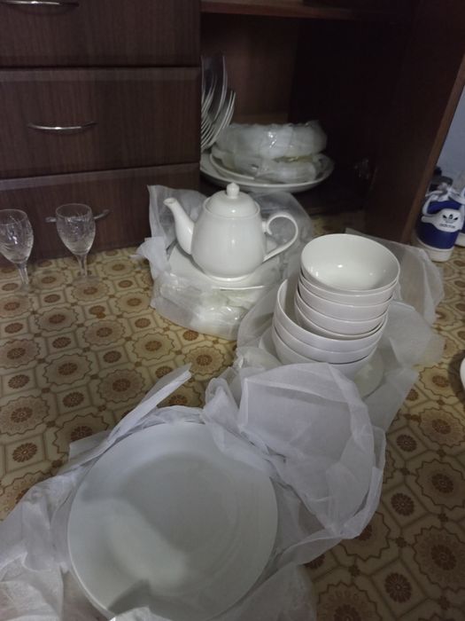 Посуда новая комплекте.