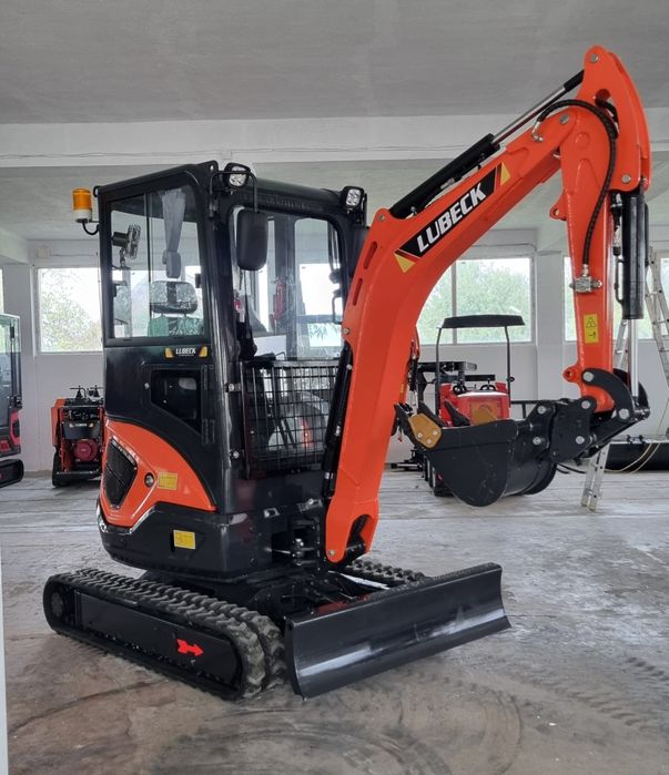 Excavator marca Lubeck W230 Nou Garantie 2 ani