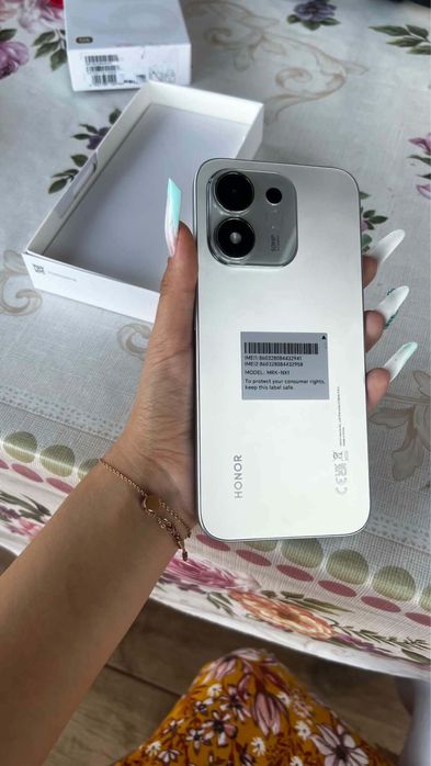 Honor 600, 8GB RAM, 256GB, 5G, Golden White