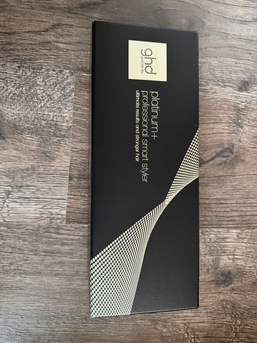 GHD преса за коса