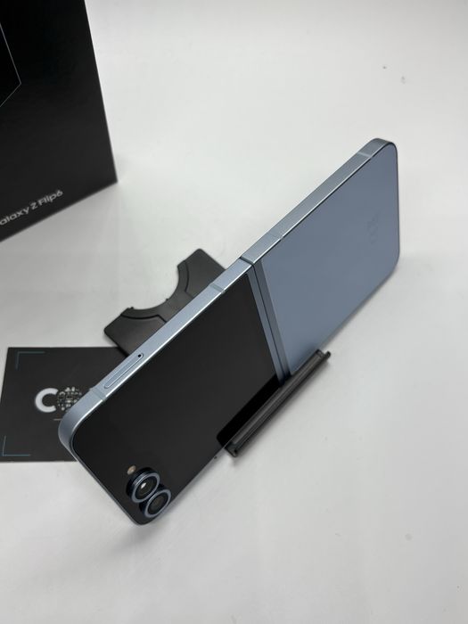 Samsung Galaxy Z Flip - 256Gb-  CA NOUA +  Garantie