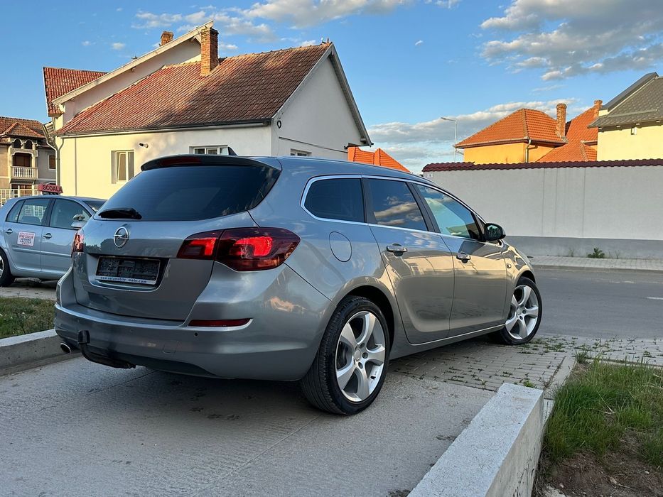 OPEL Astra 2011 — imagine 4