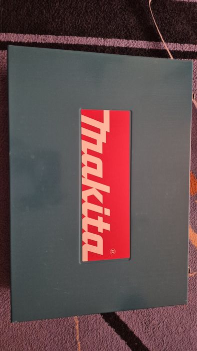 Продам гайковерт Makita