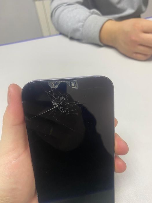 Продам Iphone 13 Pro Max