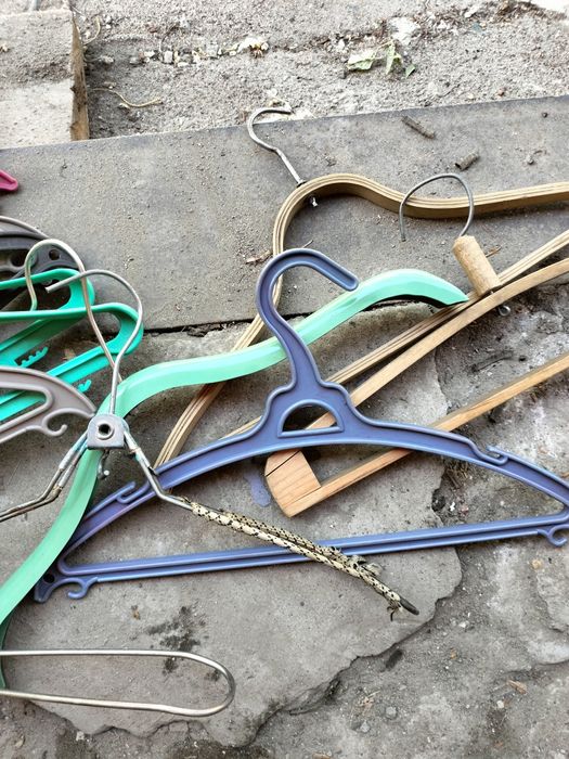 Плечики качественные