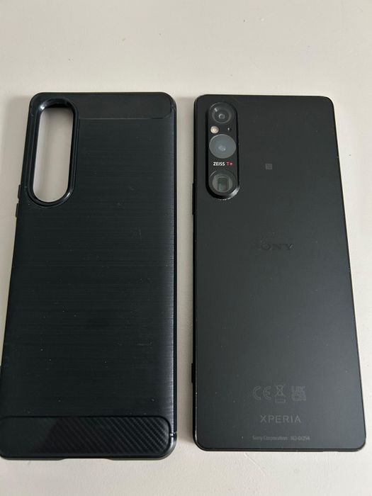 Vând Sony Xperia 1 V dual sim, 12 GB RAM, 256 GB, 5 G