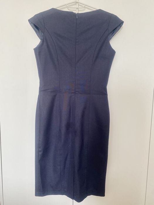 Дамска рокля-класическа кройка