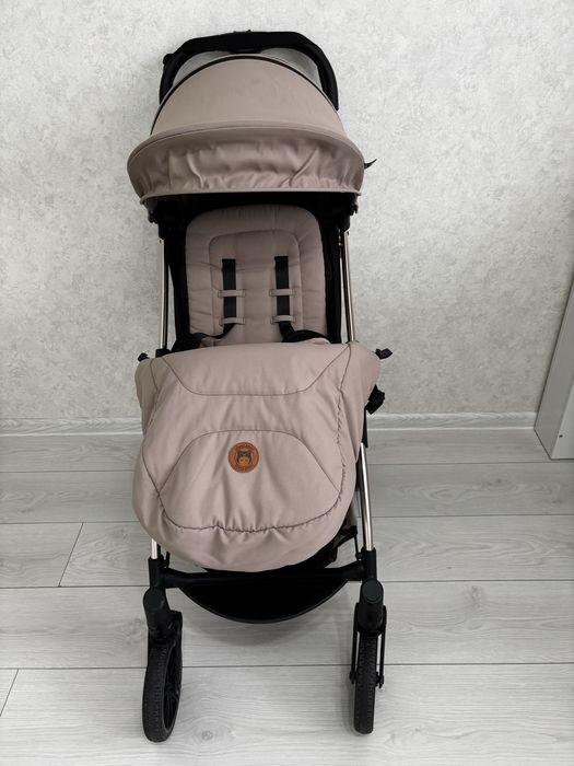 Продам прогулочную коляску Ining Baby