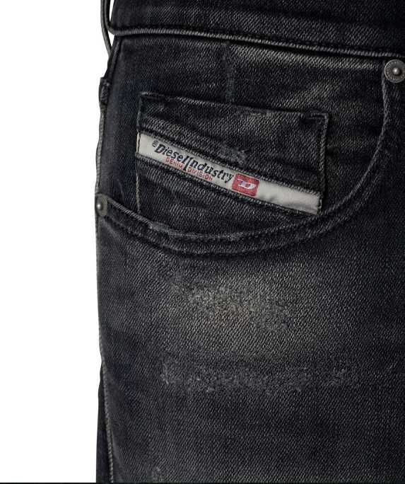 Diesel Slim D-Strukt